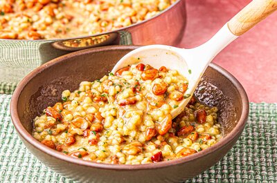 Northern Italian Barley and Cranberry Bean Soup 