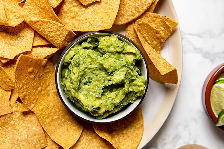 The Only Guacamole Recipe You'll Ever Need