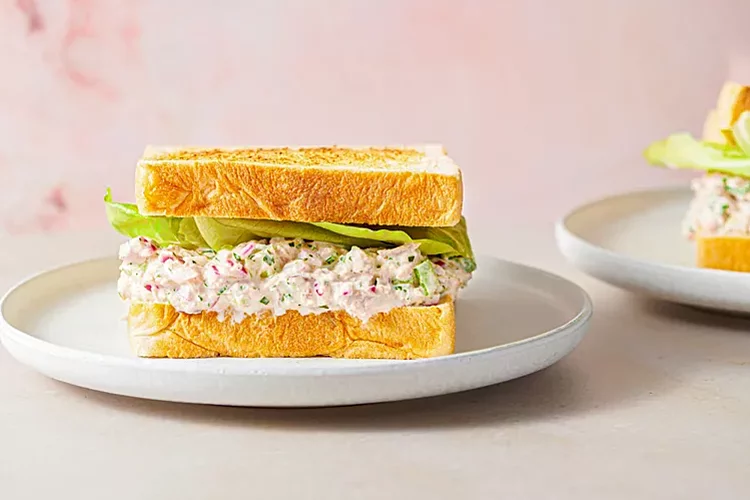 The Best Tuna Salad Sandwich Ever