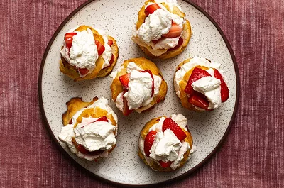 5-Ingredient Strawberry Shortcakes