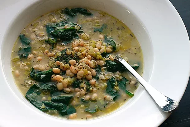 White Bean and Spinach Soup