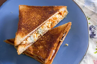 Buffalo Chicken Grilled Cheese Sandwich