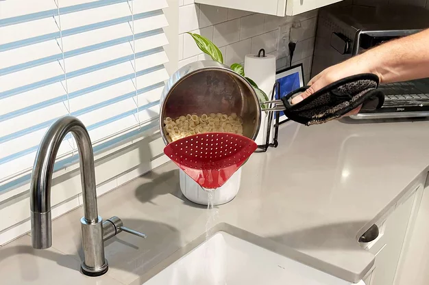 Why We Love This Pasta Strainer