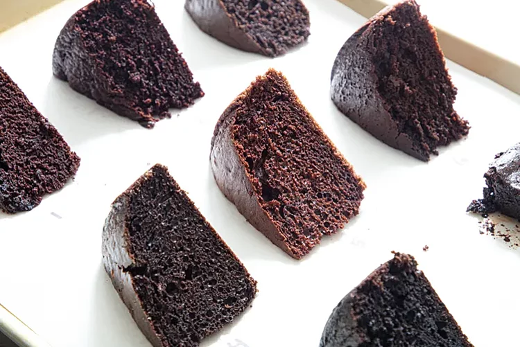 The Chocolate Cake Mixes Our Editors Love