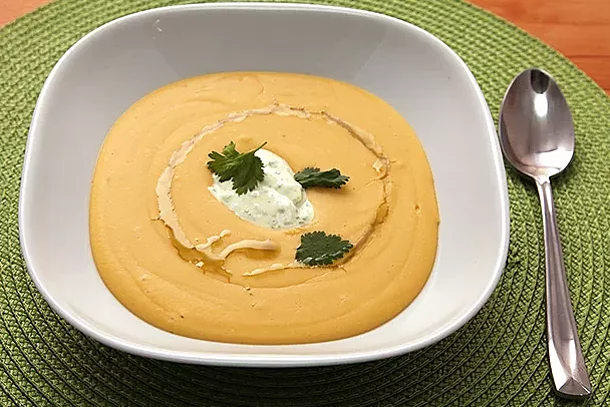 Curry-Yogurt Red Lentil Soup 