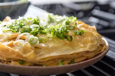 Chinese-Style Layered Omelette