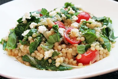 One-Pan Tomato-Feta Couscous 