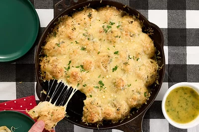 Pull-Apart Garlic Knots