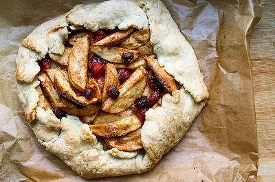 Rustic Apple-Cranberry Pie
