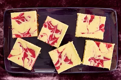 Strawberry Cheesecake Bars