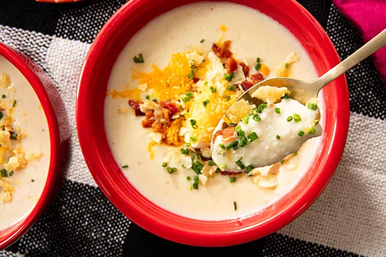 9 Cozy Soups That Warm You Up Fast on Cold Nights